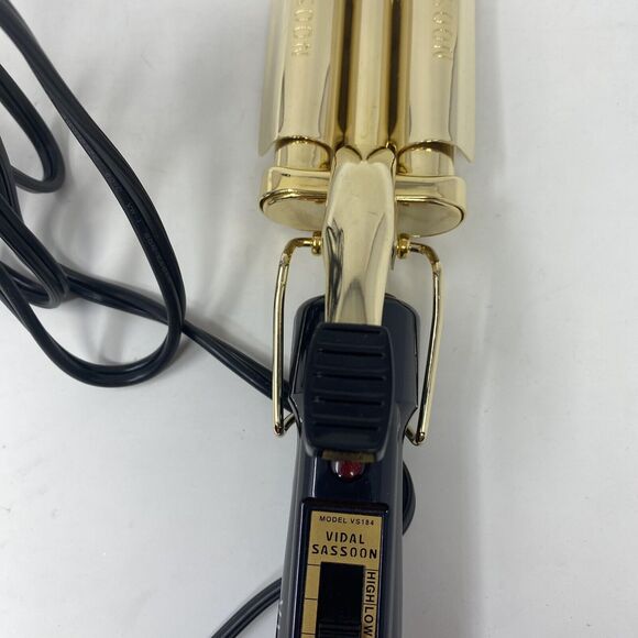 Vidal Sassoon Model VS184 Gold Series Wave Iron - Picture 4 of 8